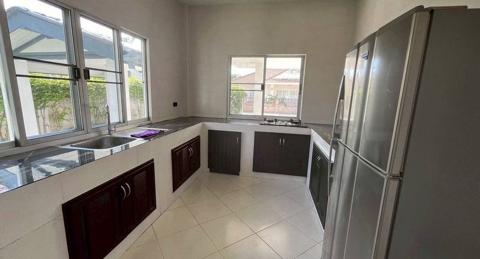 À vendre 3 chambres maison à Bang Lamung, Chonburi