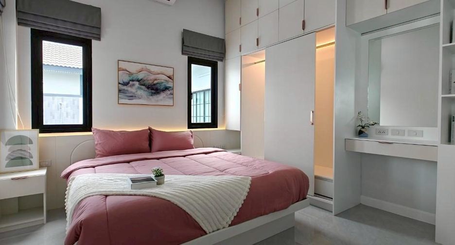 For rent 4 bedrooms house in Bang Lamung, Chonburi