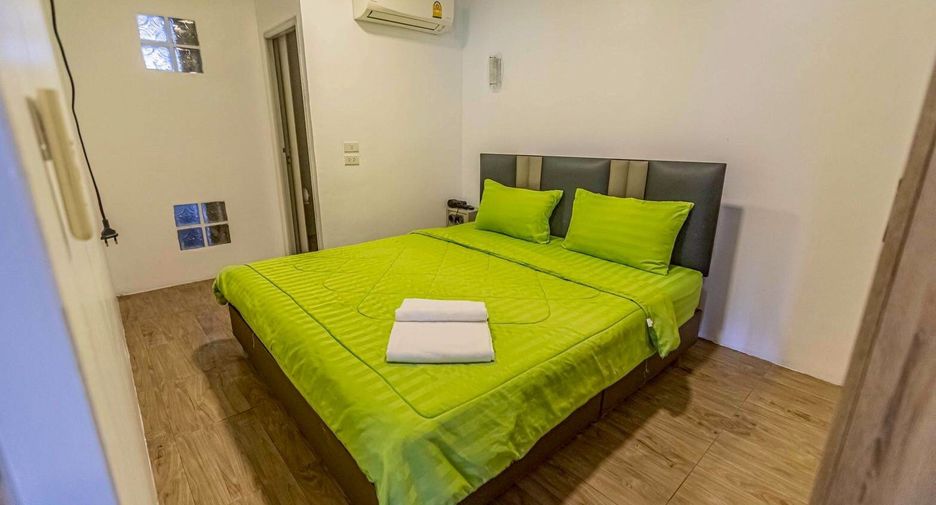 Casa en alquiler de 8 habitaciones en Bang Lamung, Chonburi