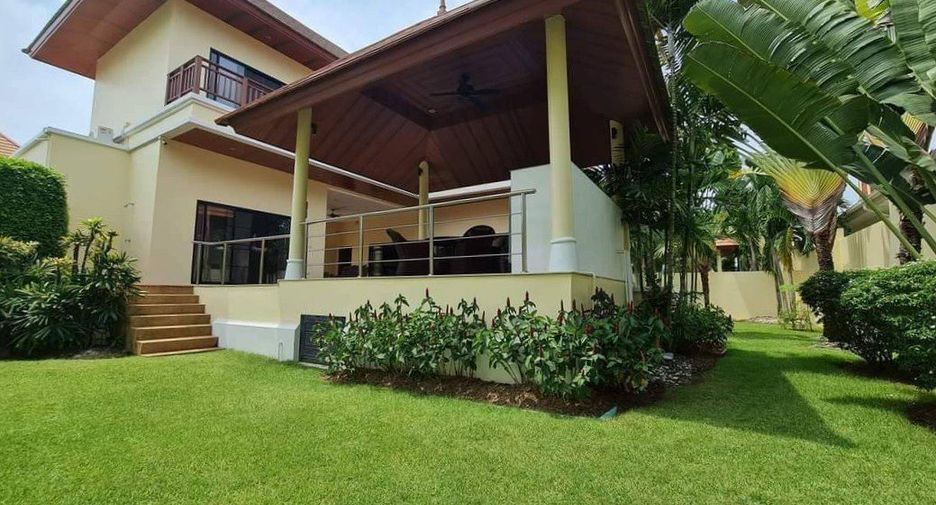 For sale 3 bedrooms house in Sattahip, Chonburi
