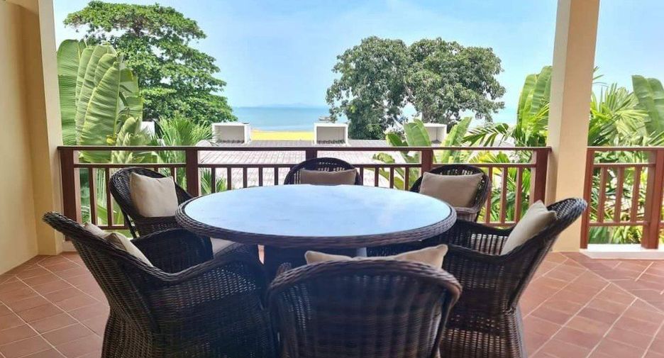 For sale 3 bedrooms house in Sattahip, Chonburi