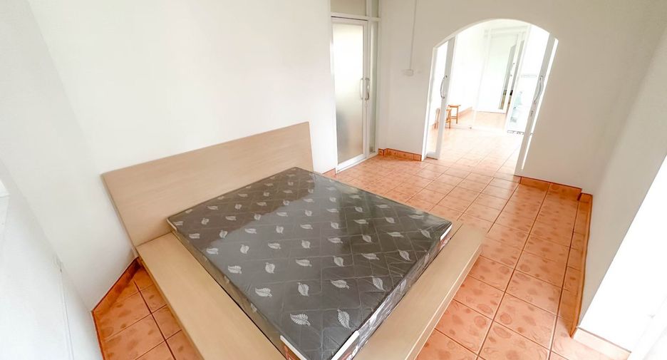 For rent 3 bedrooms house in Bang Lamung, Chonburi