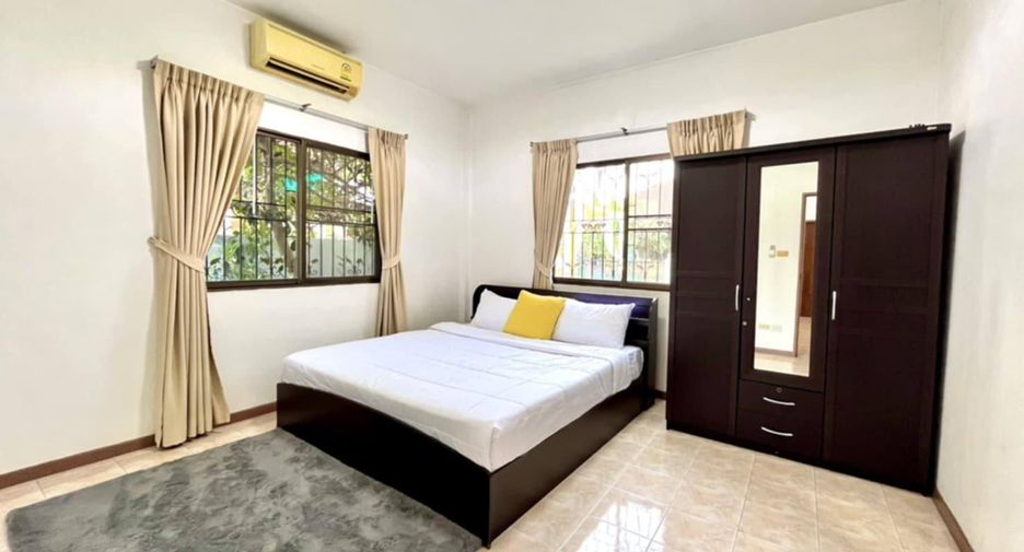 For rent 3 bedrooms house in Bang Lamung, Chonburi
