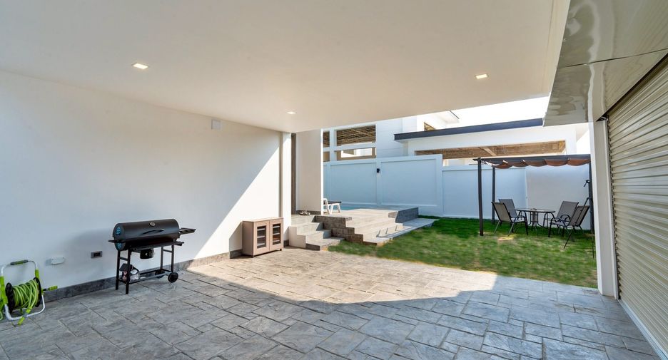 For rent 3 bedrooms house in Bang Lamung, Chonburi