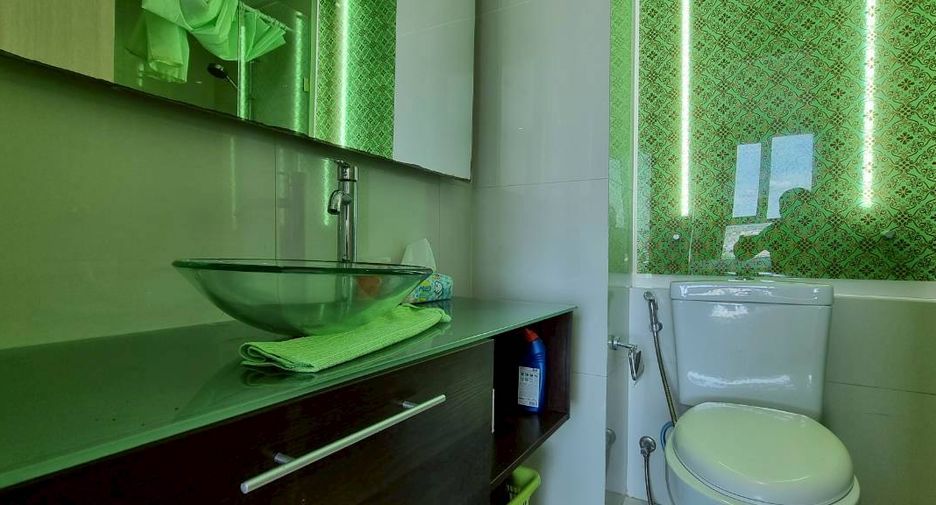 For sale 1 bed condo in Bang Lamung, Chonburi