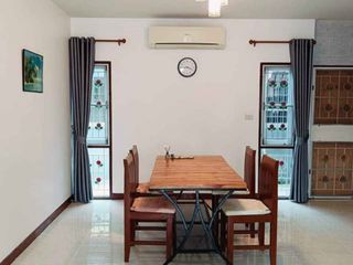 À louer 3 chambres maison à Bang Lamung, Chonburi
