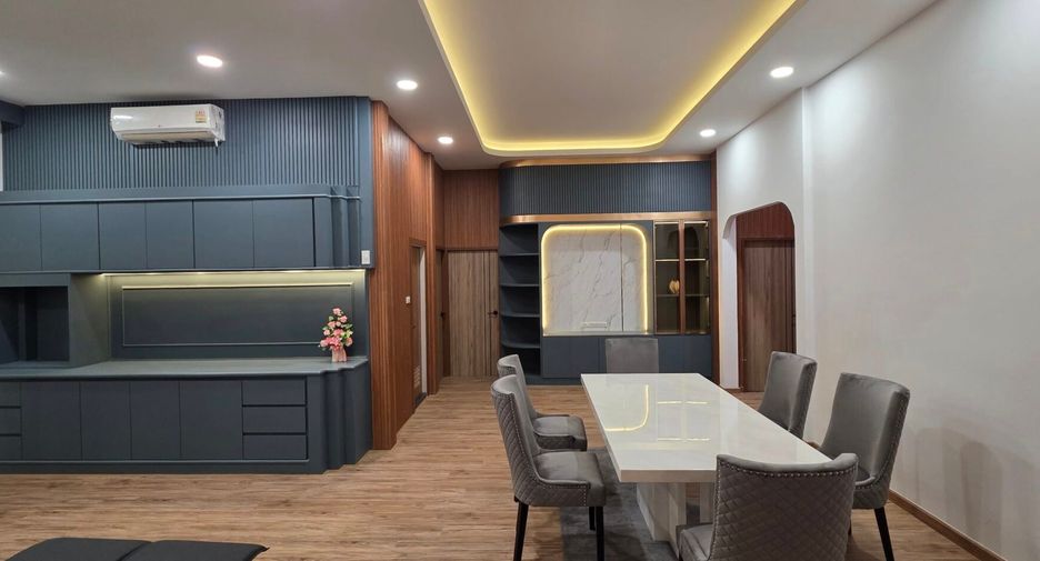 For sale 3 bedrooms house in Bang Lamung, Chonburi