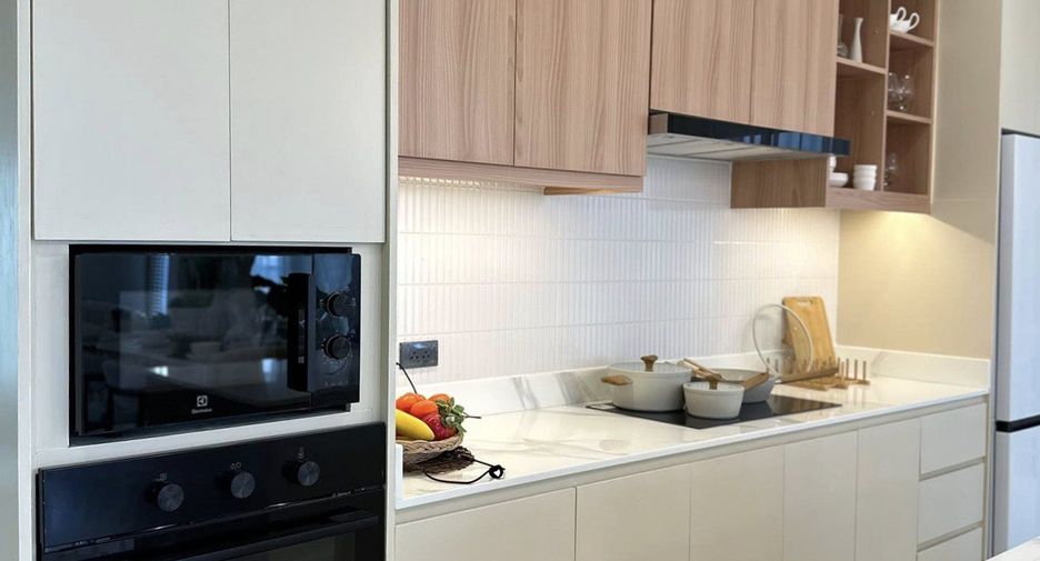 For sale 4 bedrooms house in Bang Lamung, Chonburi