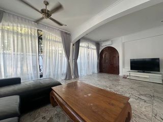 For rent 7 bedrooms house in Bang Lamung, Chonburi