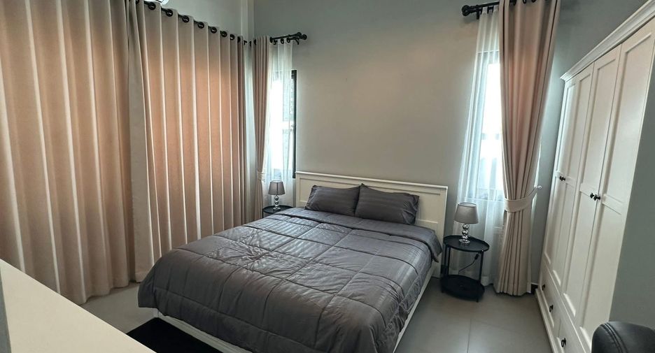 Haus zur Miete mit 3 Zimmer in Bang Lamung, Chonburi