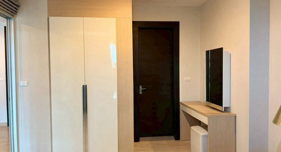 À louer 1 chambre condo à Huai Khwang, Bangkok