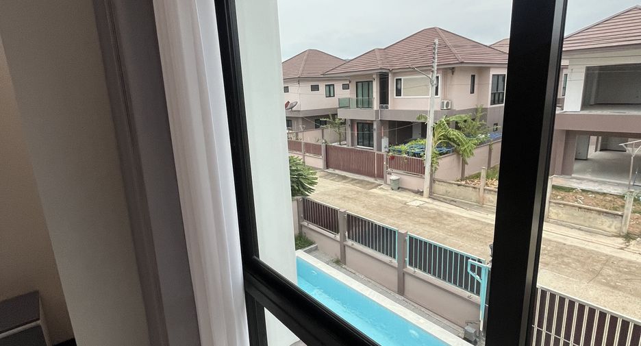 Villa zur Miete mit 4 Zimmer in Bang Lamung, Chonburi