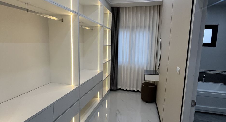 Villa zur Miete mit 4 Zimmer in Bang Lamung, Chonburi