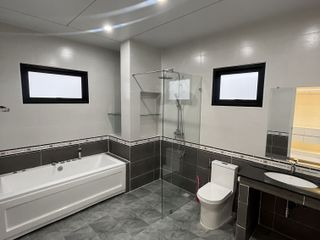 Villa zur Miete mit 4 Zimmer in Bang Lamung, Chonburi