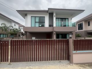 Villa zur Miete mit 4 Zimmer in Bang Lamung, Chonburi