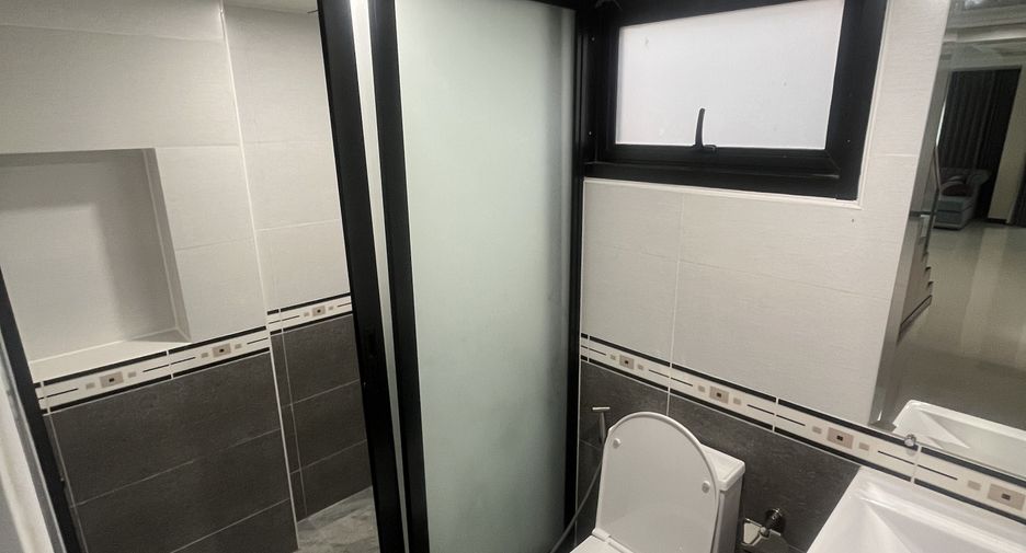 Villa zur Miete mit 4 Zimmer in Bang Lamung, Chonburi