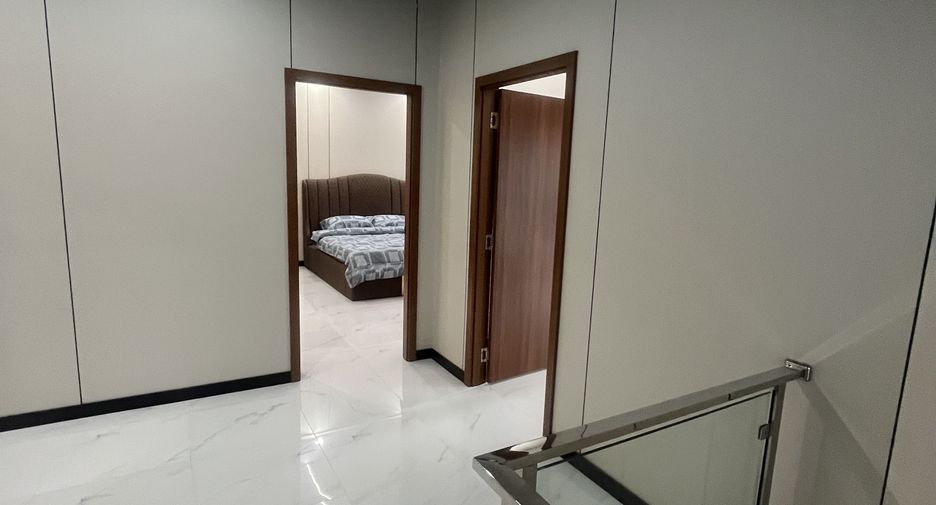 Villa zur Miete mit 4 Zimmer in Bang Lamung, Chonburi