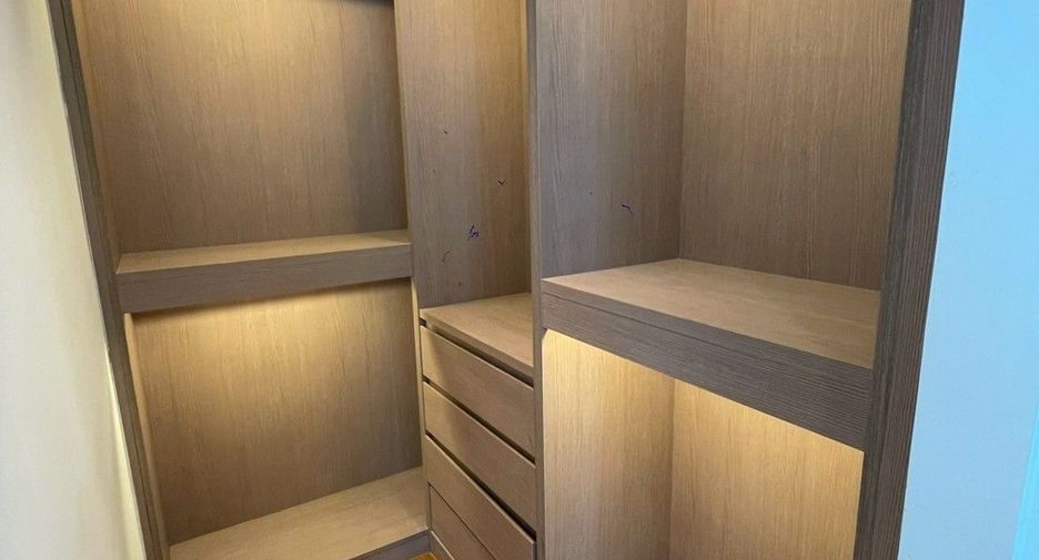 Wohnung zum Kauf und zur Miete mit 3 Zimmer in Pathum Wan, Bangkok