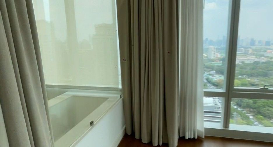 Wohnung zum Kauf und zur Miete mit 3 Zimmer in Pathum Wan, Bangkok