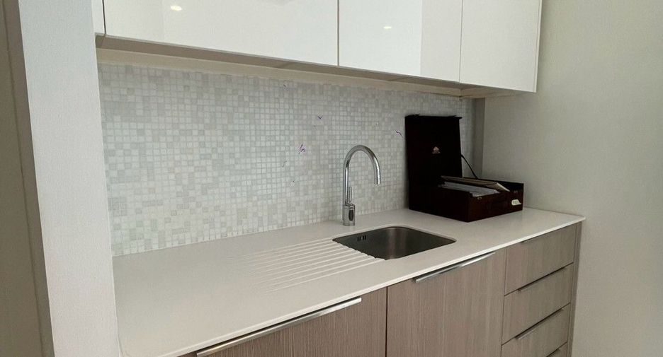 Wohnung zum Kauf und zur Miete mit 3 Zimmer in Pathum Wan, Bangkok