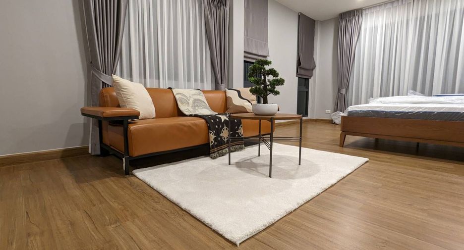 For rent 4 bedrooms house in Bang Phli, Samut Prakan