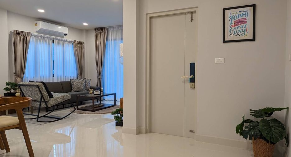 For rent 4 bedrooms house in Bang Phli, Samut Prakan