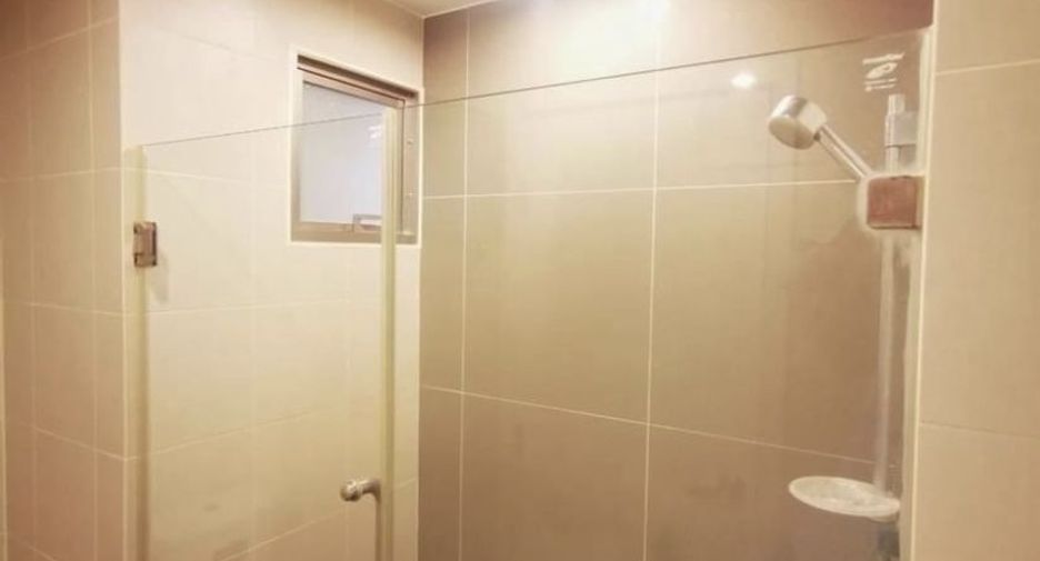 For sale 1 bed condo in Huai Khwang, Bangkok