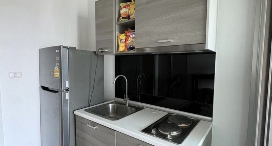 For sale 1 bed condo in Huai Khwang, Bangkok