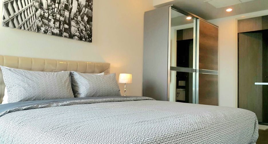 For rent 1 bed condo in Sathon, Bangkok