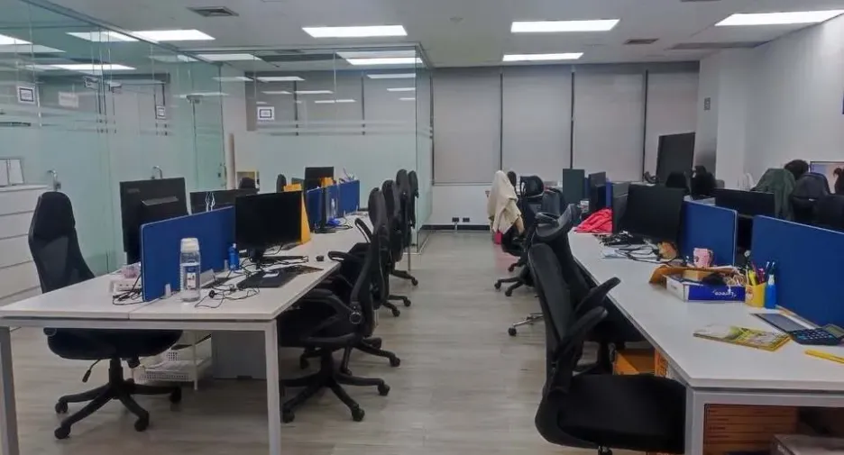 À vendre et à louer bureau à Bang Na, Bangkok