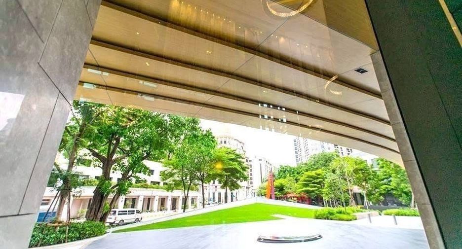 For rent 1 bed condo in Khlong Toei, Bangkok
