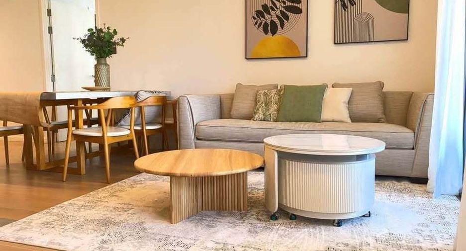 For rent 2 bedrooms apartment in Watthana, Bangkok