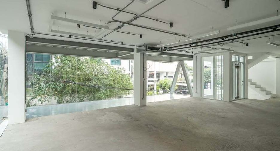 For sale and for rent office in Suan Luang, Bangkok