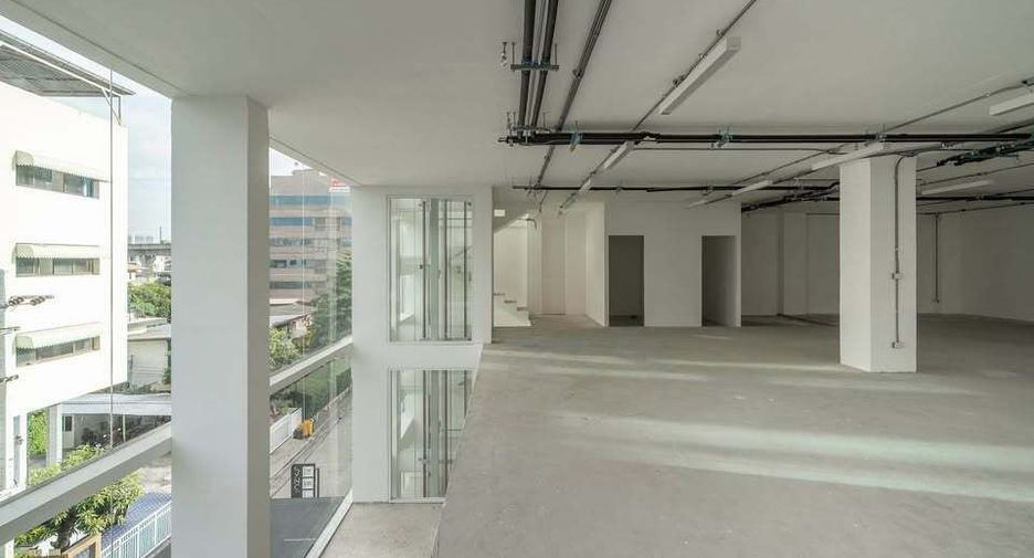 For sale and for rent office in Suan Luang, Bangkok