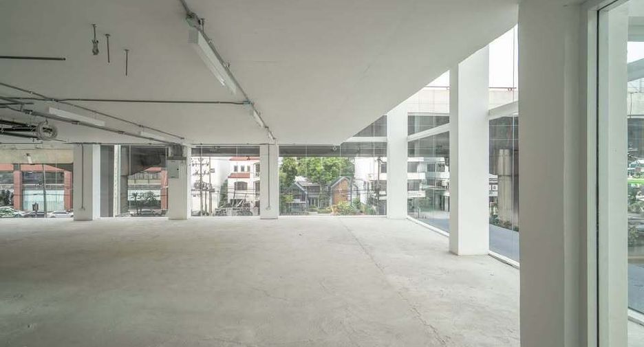 For sale and for rent office in Suan Luang, Bangkok