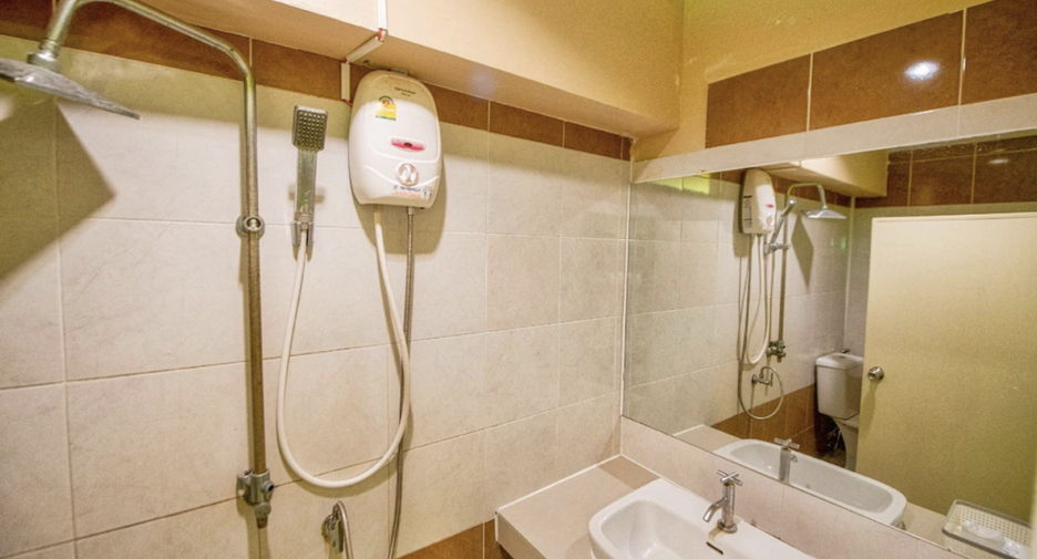 Hotel zum Kauf mit 70 Zimmer in Bang Lamung, Chonburi
