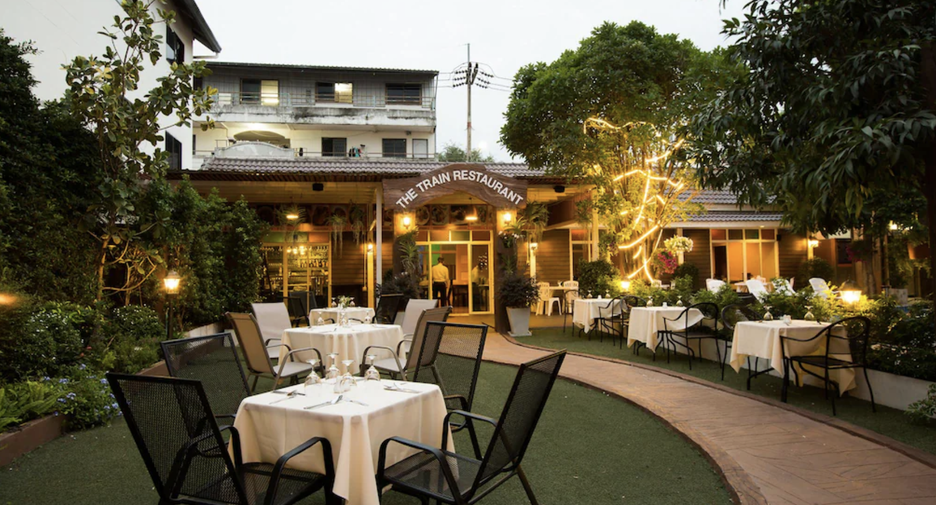 Hotel zum Kauf mit 70 Zimmer in Bang Lamung, Chonburi
