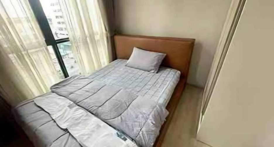 For sale and for rent 4 bedrooms condo in Watthana, Bangkok