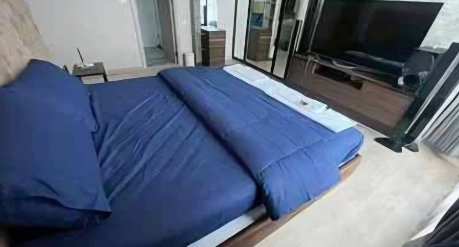 For sale and for rent 4 bedrooms condo in Watthana, Bangkok