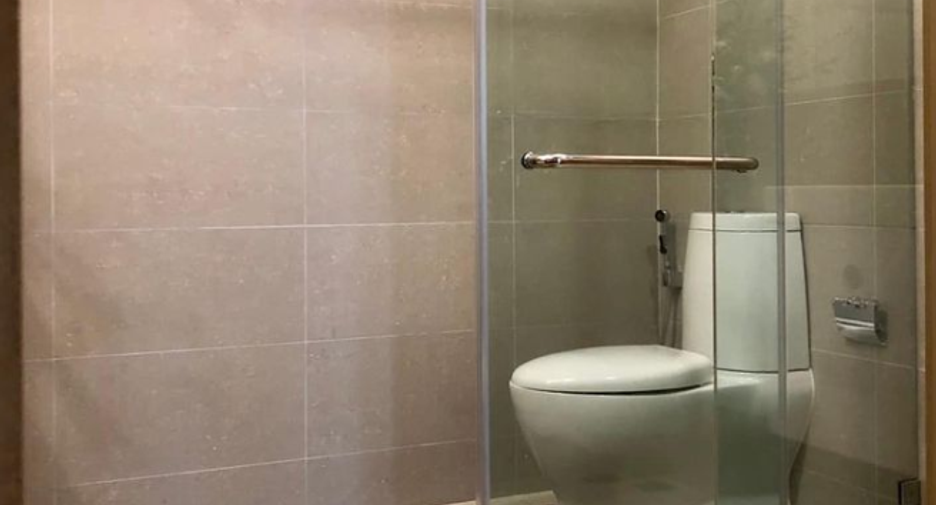 For rent 1 bed condo in Pathum Wan, Bangkok
