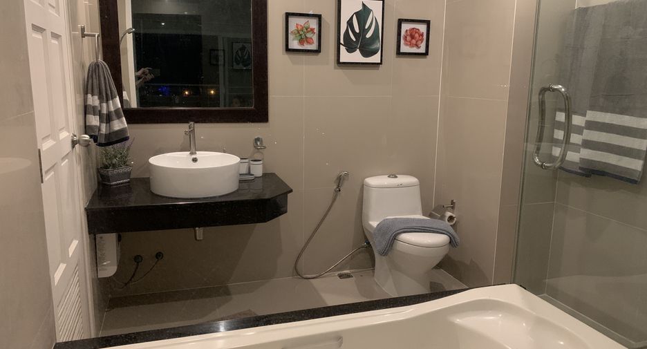 For sale 1 bed condo in Bang Lamung, Chonburi