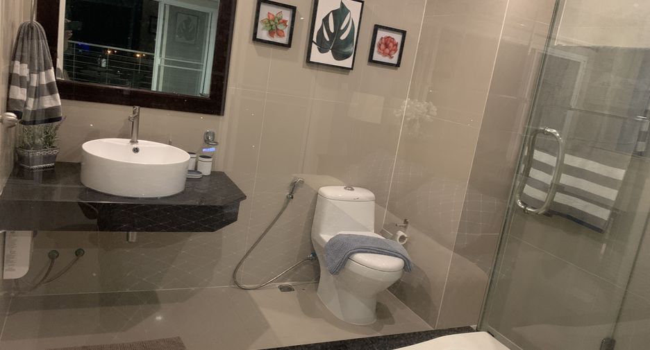 For sale 1 bed condo in Bang Lamung, Chonburi