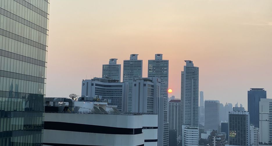 Condo en venta de 2 habitaciones en Khlong Toei, Bangkok