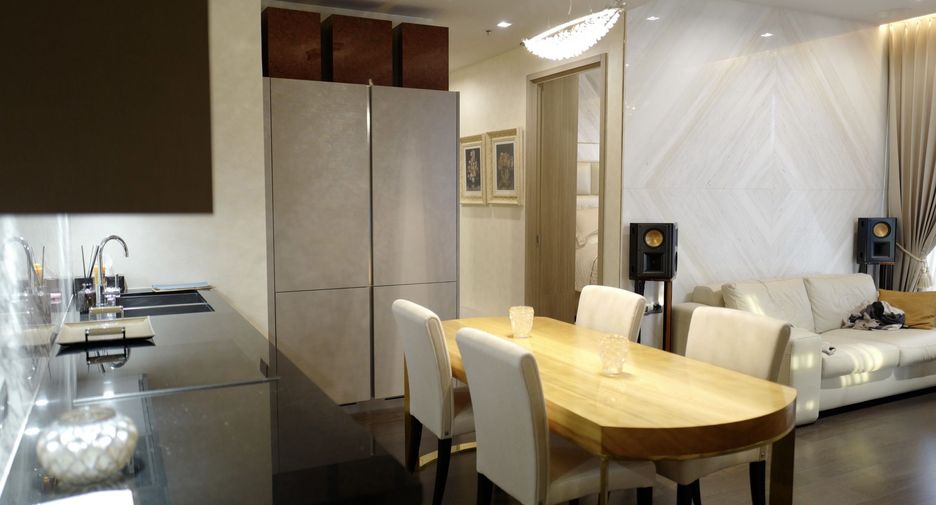 Condo en venta de 2 habitaciones en Khlong Toei, Bangkok