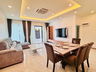 For sale 4 bedrooms villa in Bang Lamung, Chonburi