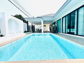For sale 4 bedrooms villa in Bang Lamung, Chonburi