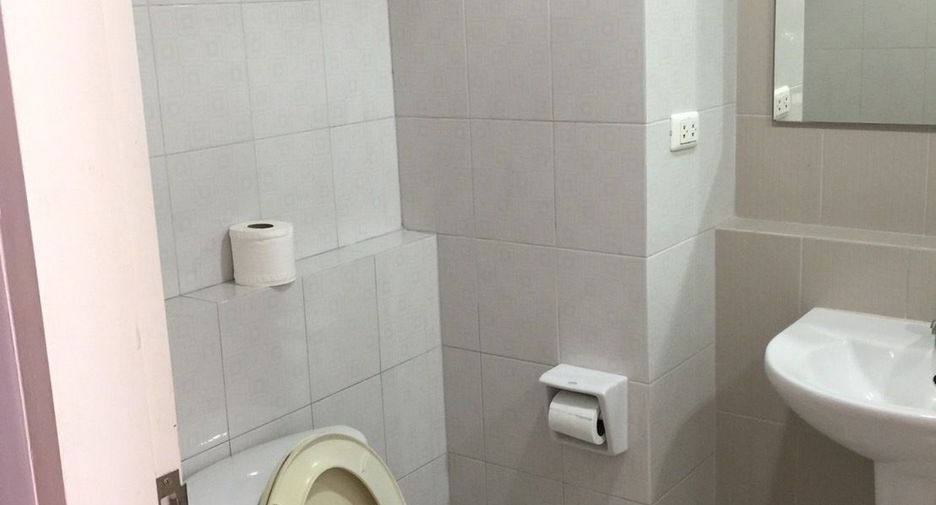 For sale 1 bed condo in Pathum Wan, Bangkok