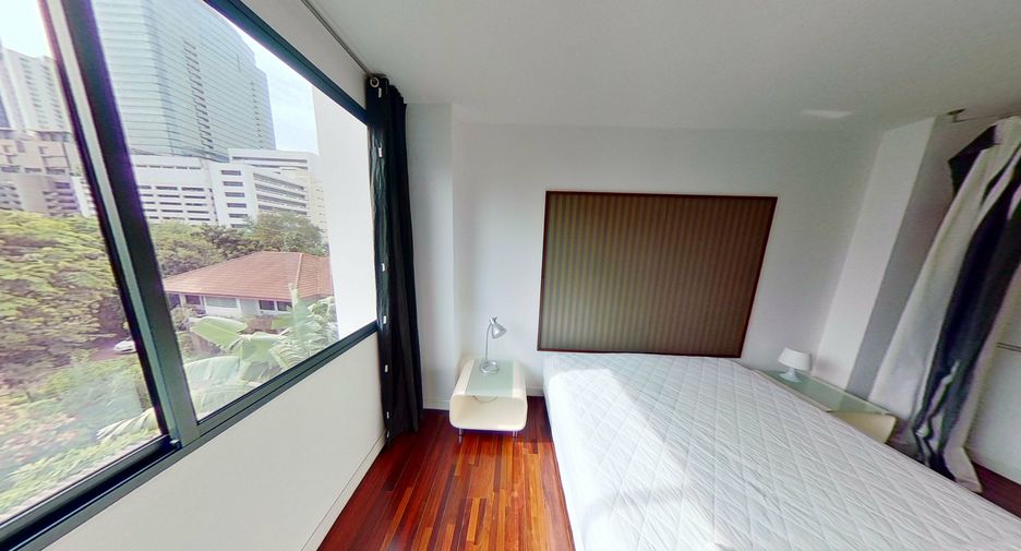 For rent 1 bed condo in Watthana, Bangkok