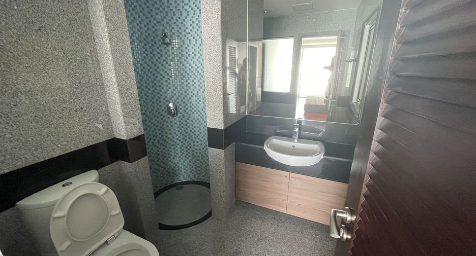 Condo en alquiler de 2 habitaciones en Watthana, Bangkok