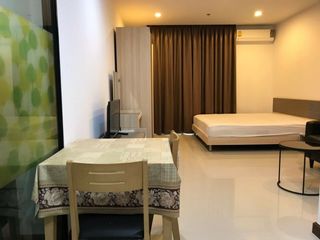 For rent studio condo in Watthana, Bangkok